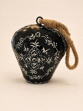 Black Floral-Pattern Wristlet with Rope Handle